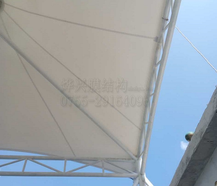 羅湖外國(guó)語學(xué)校膜結(jié)構(gòu)球場(chǎng)近圖.jpg