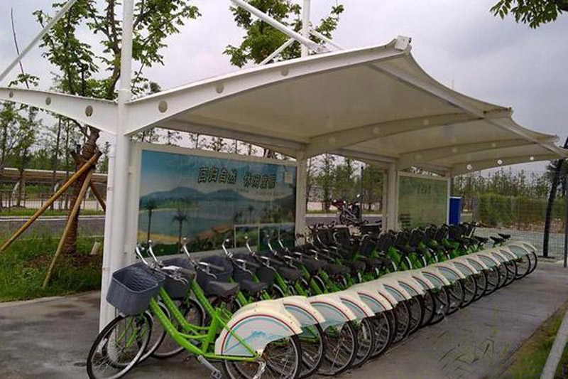 張拉膜車棚安裝找哪家膜結(jié)構(gòu)公司好？